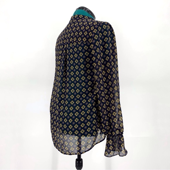 Cabi Mosaic Blouse # 3772, Medallion Print Collarless Bell Sleeve Blouse, Medium - Picture 7 of 16